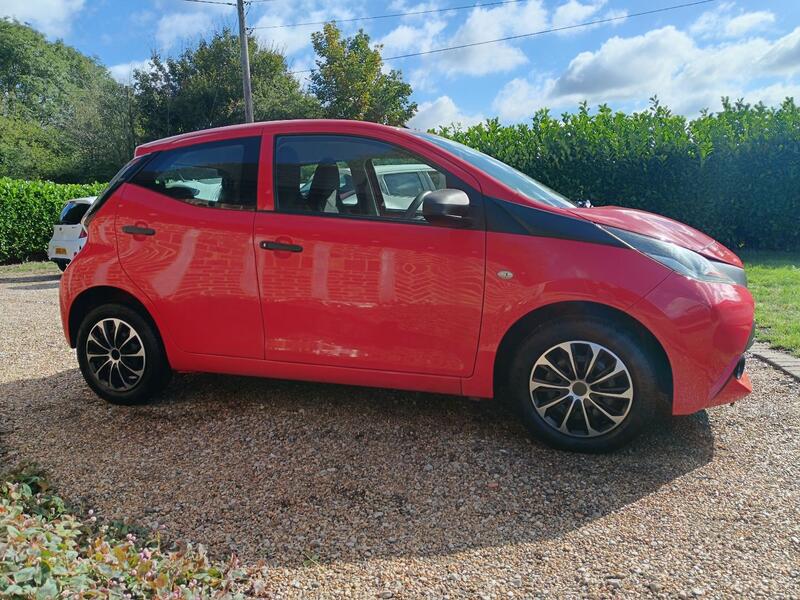 TOYOTA AYGO
