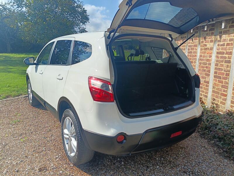 NISSAN QASHQAI+2