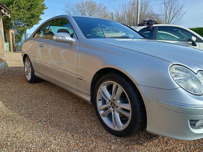 MERCEDES-BENZ CLK