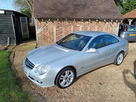 MERCEDES-BENZ CLK 2.1 CLK220 CDI Avantgarde