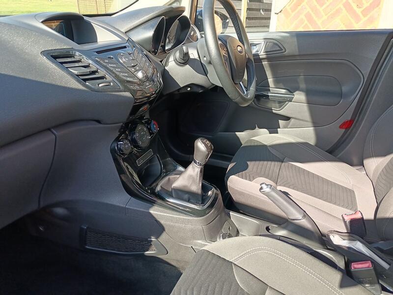 FORD FIESTA