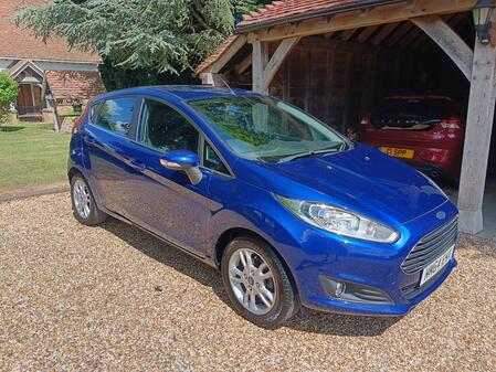 FORD FIESTA 1.0 T EcoBoost Zetec